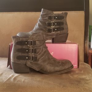 Jellypop Grey/Black Booties